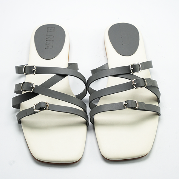 Muse steps Grey